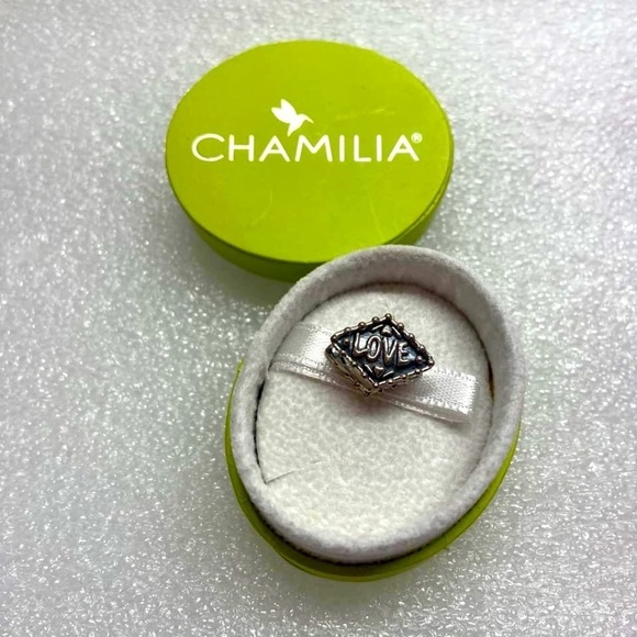 CHAMILIA BNWOT “Love” Silver Charm with Box - Picture 1 of 2